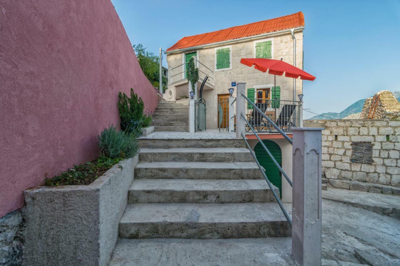 Small House Podgrade Extérieur photo